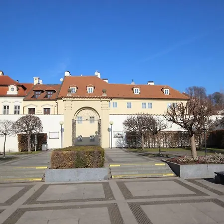 Apartment Castle View With Air Conditioning Prague